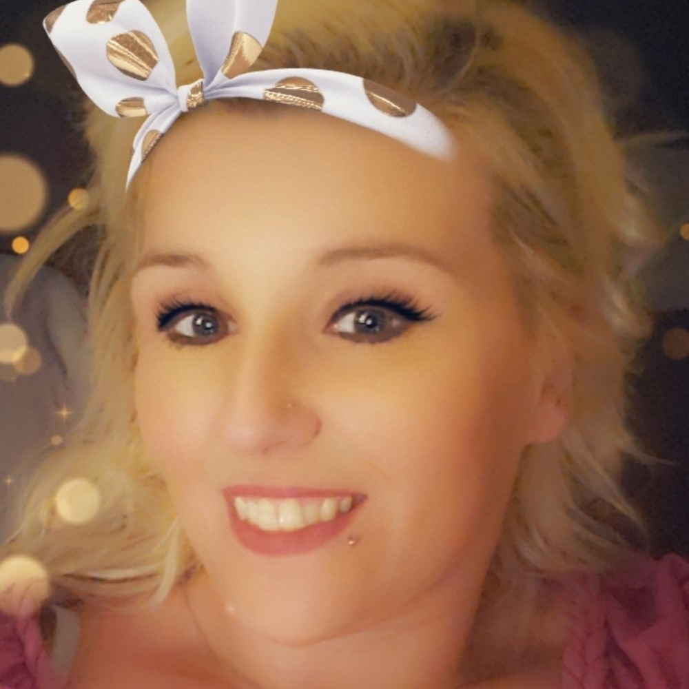 Meet your Posher, Britta